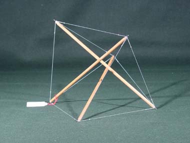 File:3 strut tensegrity 1143.reference.jpg
