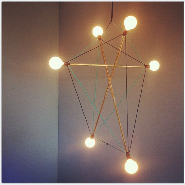 File:3 strut light by ravenhill.png