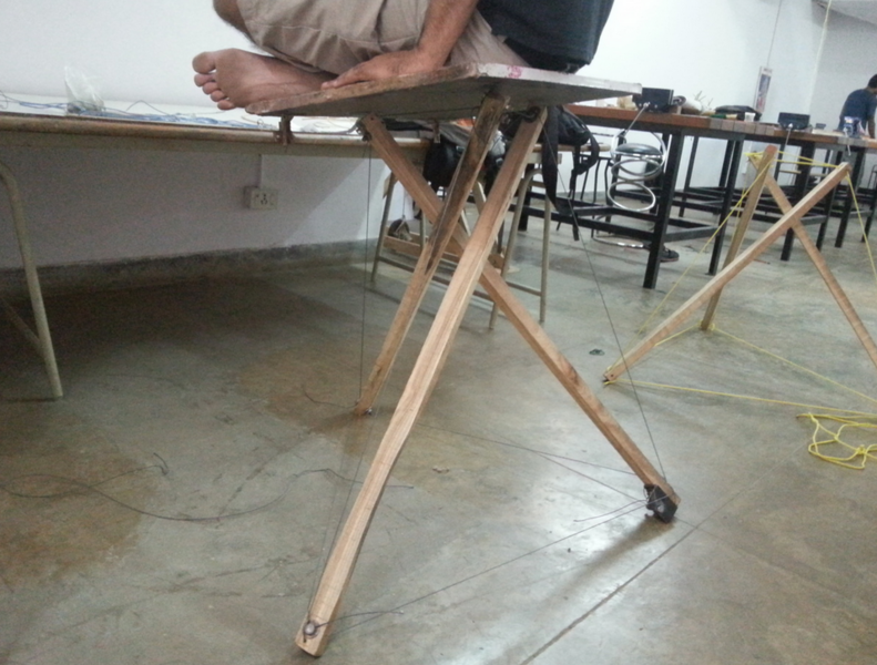 File:3 strut platform stress test by passi.PNG