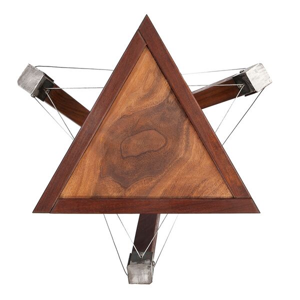 File:3 strut table kenspot by akke (1).jpg