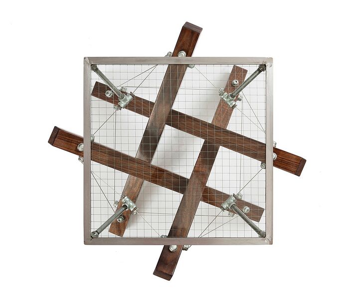 File:4 strut table 4D by akke (3).jpg