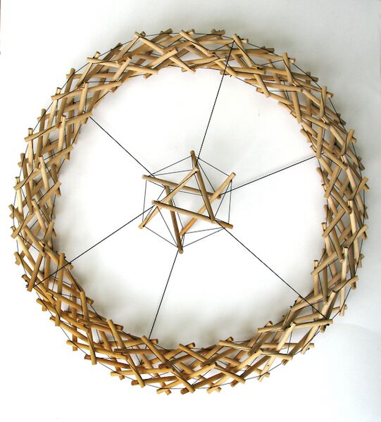 File:6 strut inside torus Bicycle Wheel Tom Flemons.jpg