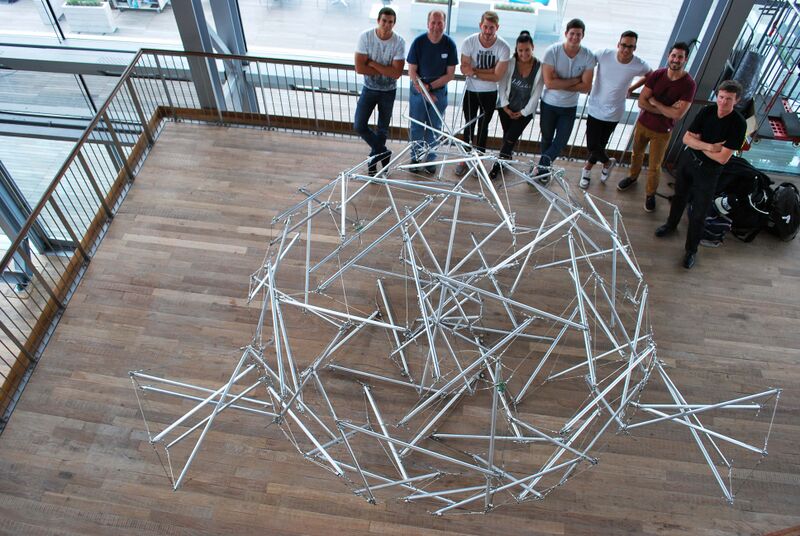 File:BLOB awaiting rigging by Bernhard Sill.jpg