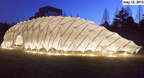 Moom pavillion at night.PNG